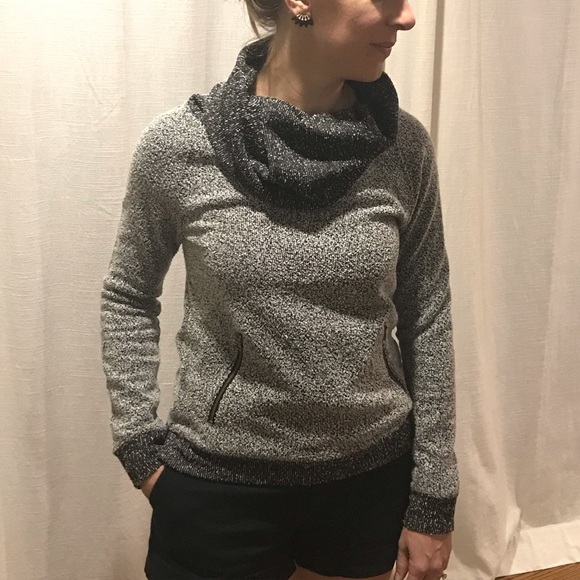 LOFT Tops - LOFT Black & White Cowl Neck Sweatshirt